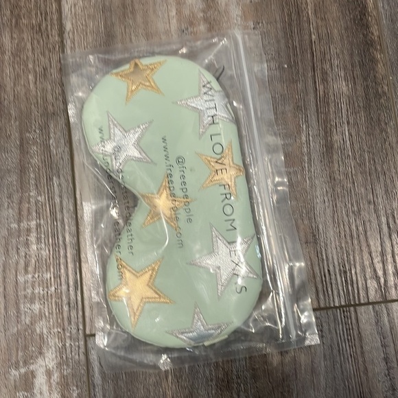 NWT Free People x Understated Leather Starry Eyed Sleep Mask - Picture 6 of 6